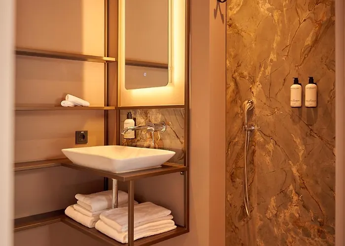 Hotel The Yard Noordkade 4*